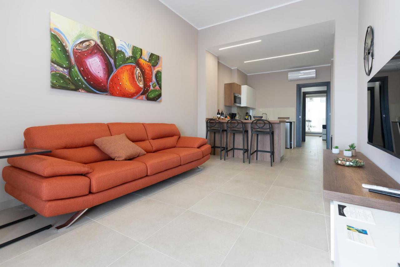 Iitana Luxury Apartment - Fronte Mare Con Vasca Idromassaggio Катания Екстериор снимка