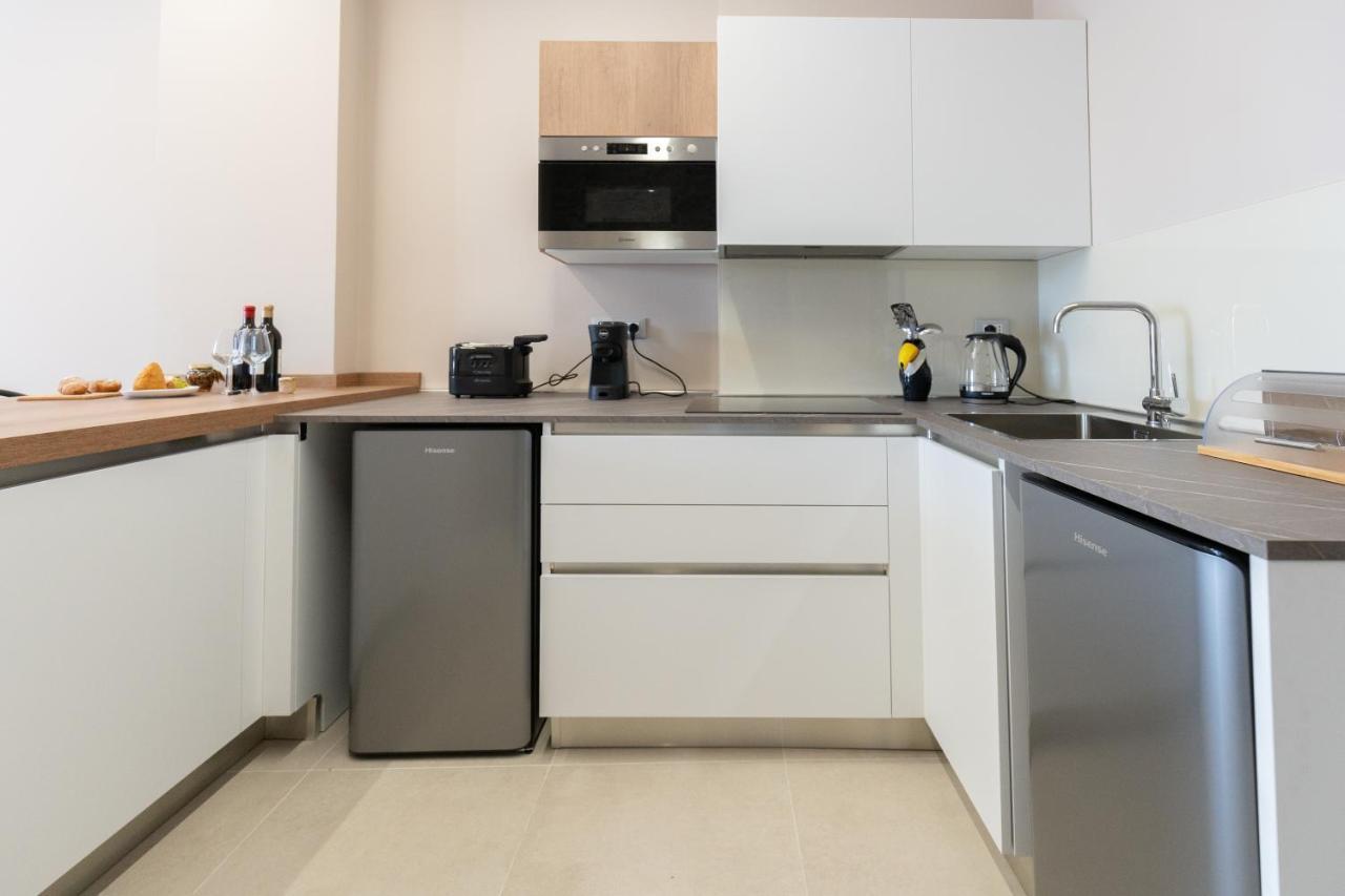 Iitana Luxury Apartment - Fronte Mare Con Vasca Idromassaggio Катания Екстериор снимка