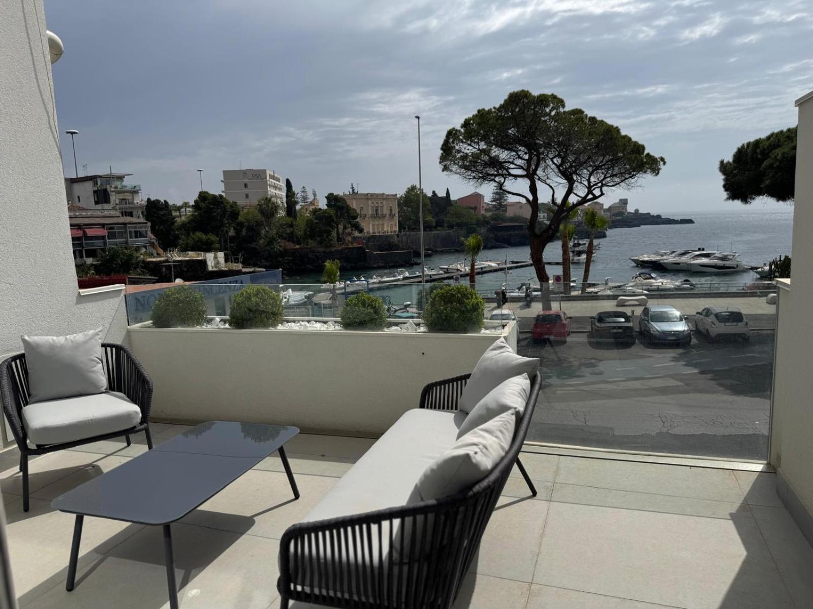 Iitana Luxury Apartment - Fronte Mare Con Vasca Idromassaggio Катания Екстериор снимка